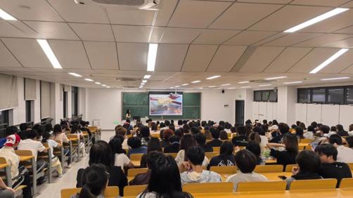 传长征薪火 谱蜀道新歌｜我院组织收看2026年四川省大中小学思政教育秋季开学第一课