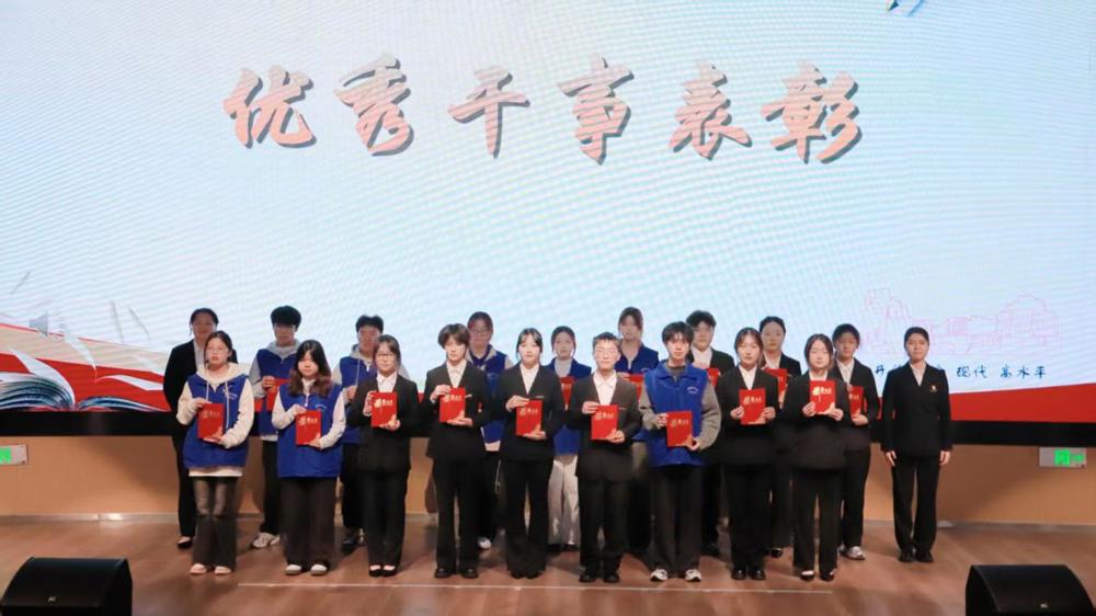 91bf713957f182aeff1f2a5fe23d7e3c