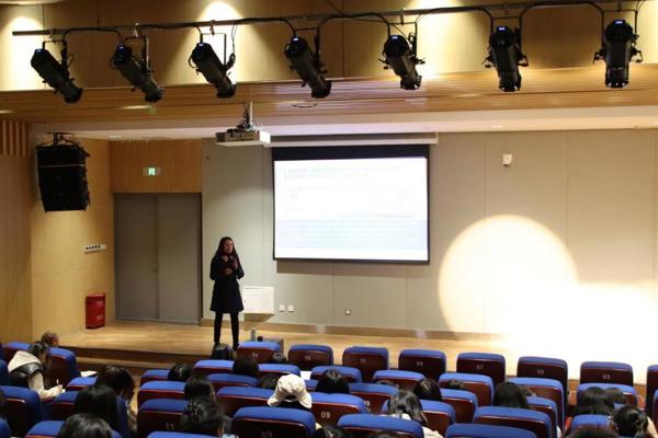 科研处处长何晶晶受邀为校区教师开展专题科研讲座