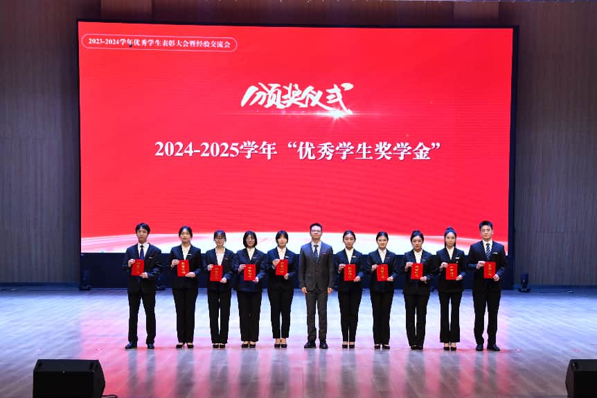 c32cdb562b57e969506179eb4ed52043