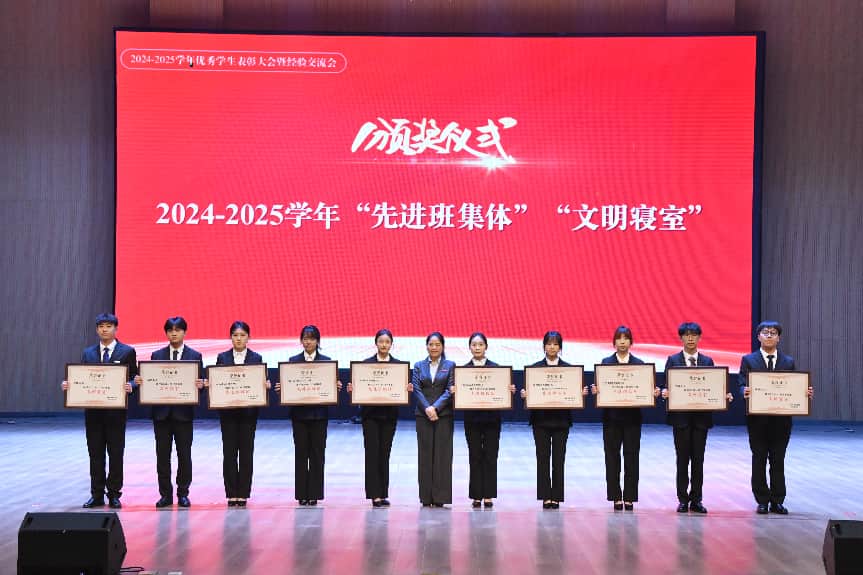 57ceccc9be8ea04af35f73b07472b3eb