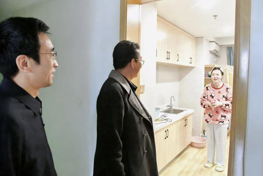 0e00804eb80eb855f00237467e7776f7