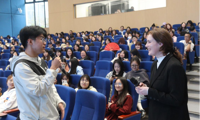 学以致用 开拓眼界 | 商务英语学院学生系列讲座——语言学习：从课堂到世界