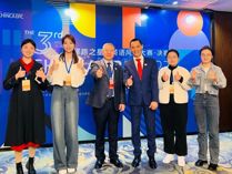师生走进高端赛会 构筑认知实践路径 | 商务英语学院师生专业认知性实践系列报道（一）