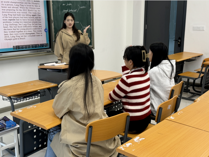 打磨教学技能，展示职业风采 | 商务英语学院实践周系列报道之英语专业模拟教学实践活动
